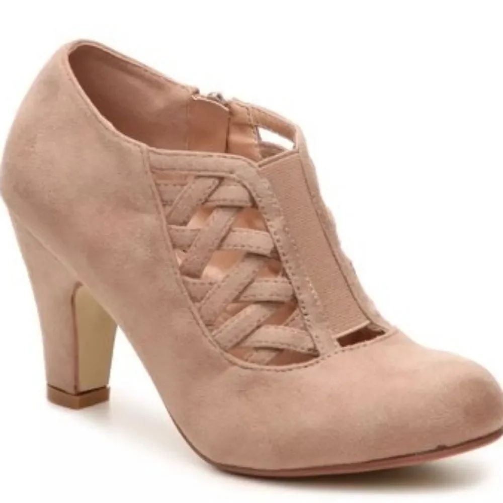 (S-4378) Journee Collection Women's Piper Sz 7